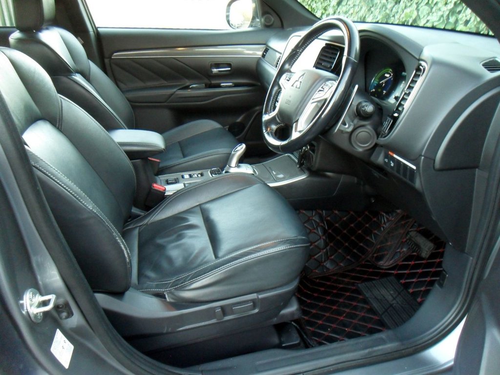 Used Mitsubishi Outlander 2019 for sale - 76642808: Photo 5