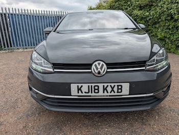 Used Volkswagen Golf 2018 for sale - 79244847: Photo
