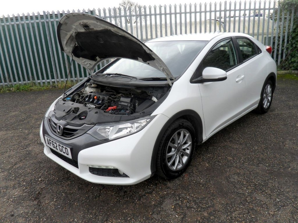 Used Honda Civic 2012 for sale - 77697702: Photo 16