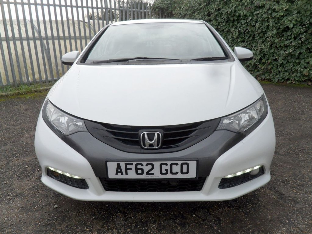 Used Honda Civic 2012 for sale - 77697702: Photo 2