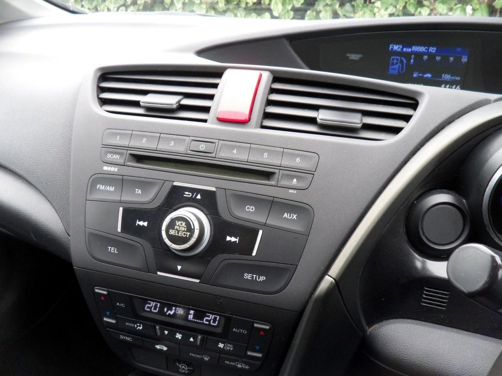 Used Honda Civic 2012 for sale - 77697702: Photo 36