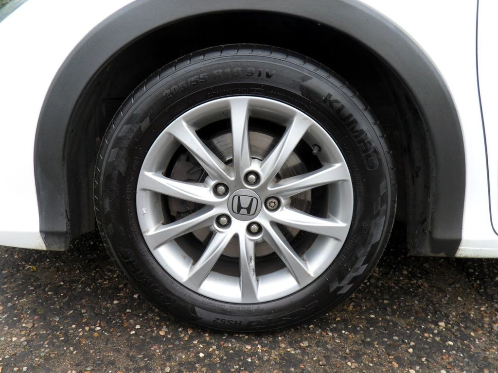 Used Honda Civic 2012 for sale - 77697702: Photo 45