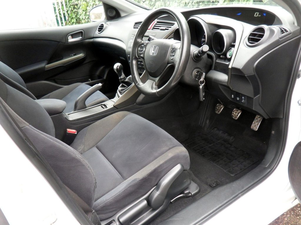 Used Honda Civic 2012 for sale - 77697702: Photo 5