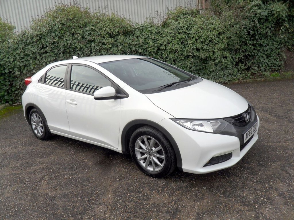 Used Honda Civic 2012 for sale - 77697702: Photo 6