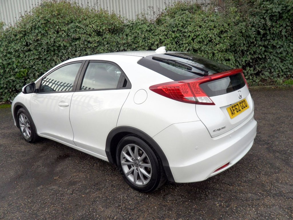 Used Honda Civic 2012 for sale - 77697702: Photo 7