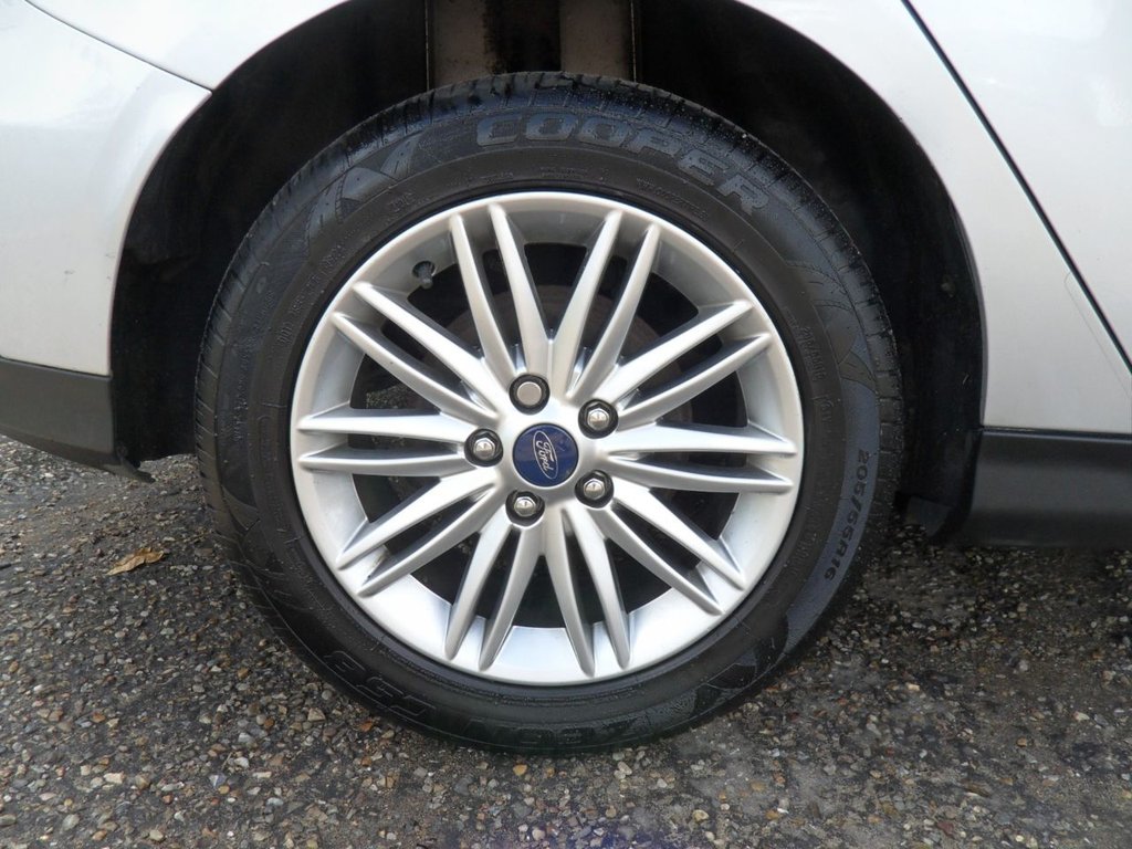 Used Ford Focus 2017 for sale - 77697680: Photo 42