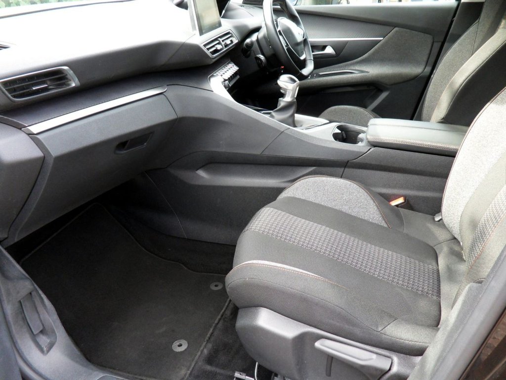 Used Peugeot 3008 2019 for sale - 76119143: Photo 47