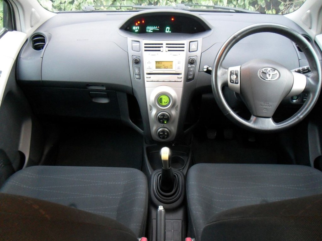 Used Toyota Yaris 2006 for sale - 76454395: Photo 17