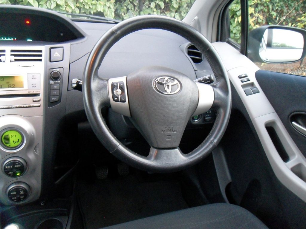 Used Toyota Yaris 2006 for sale - 76454395: Photo 23