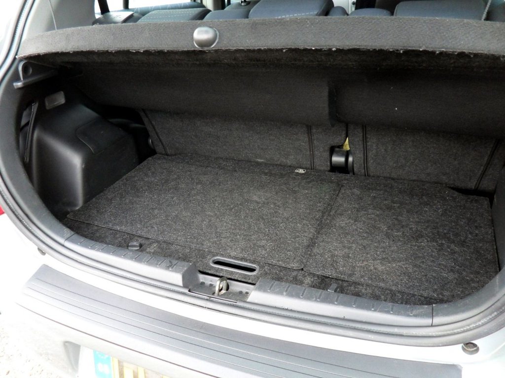 Used Toyota Yaris 2006 for sale - 76454395: Photo 39