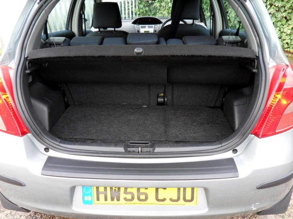 Used Toyota Yaris 2006 for sale - 76454395: Photo 41