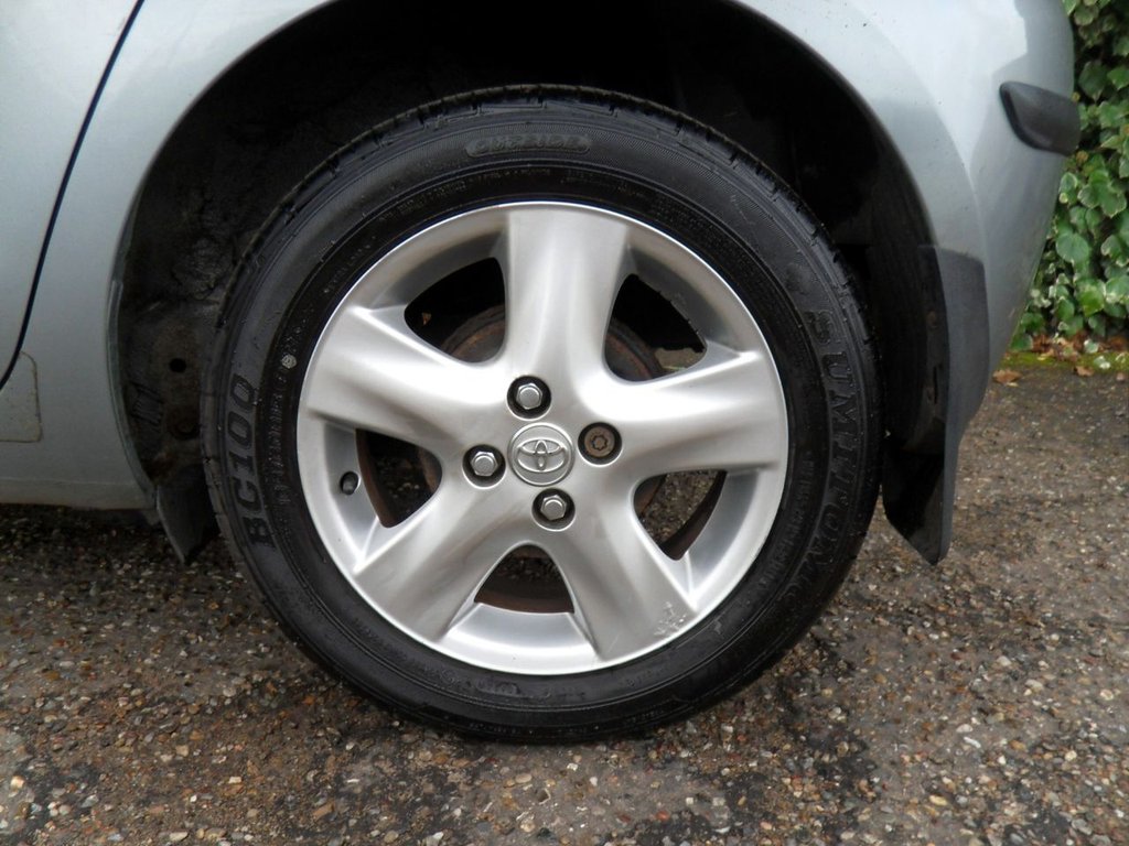 Used Toyota Yaris 2006 for sale - 76454395: Photo 44