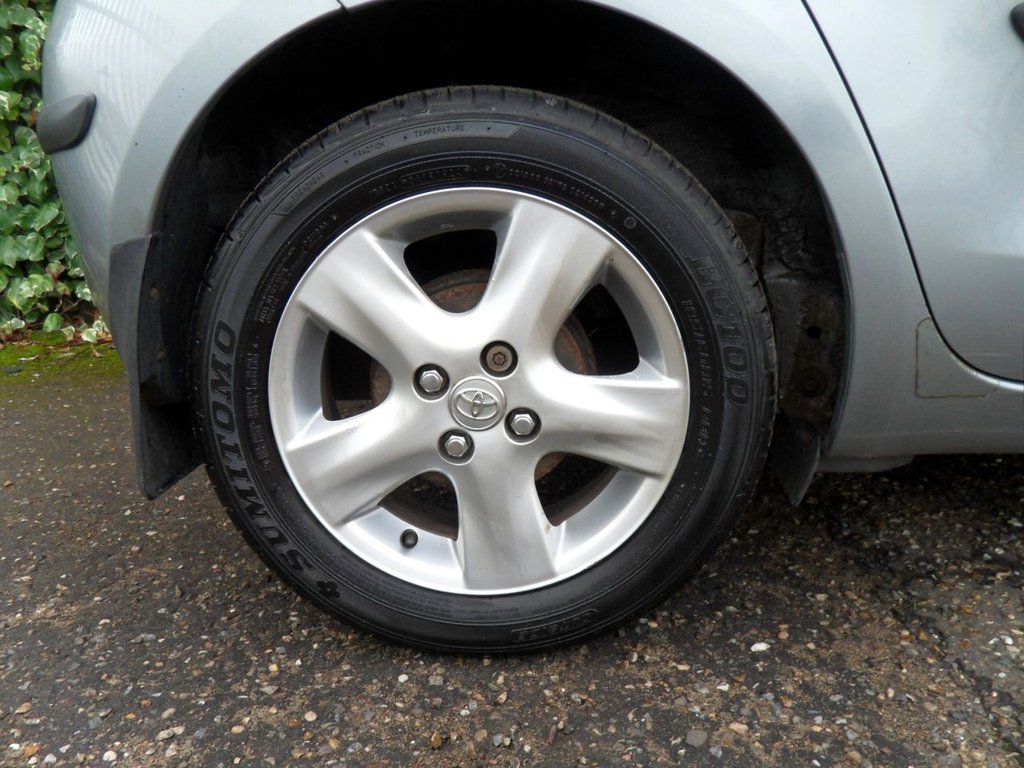 Used Toyota Yaris 2006 for sale - 76454395: Photo 45