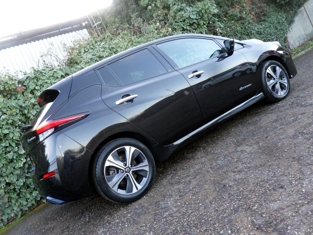 Used Nissan Leaf 2018 for sale - 77697686: Photo 31