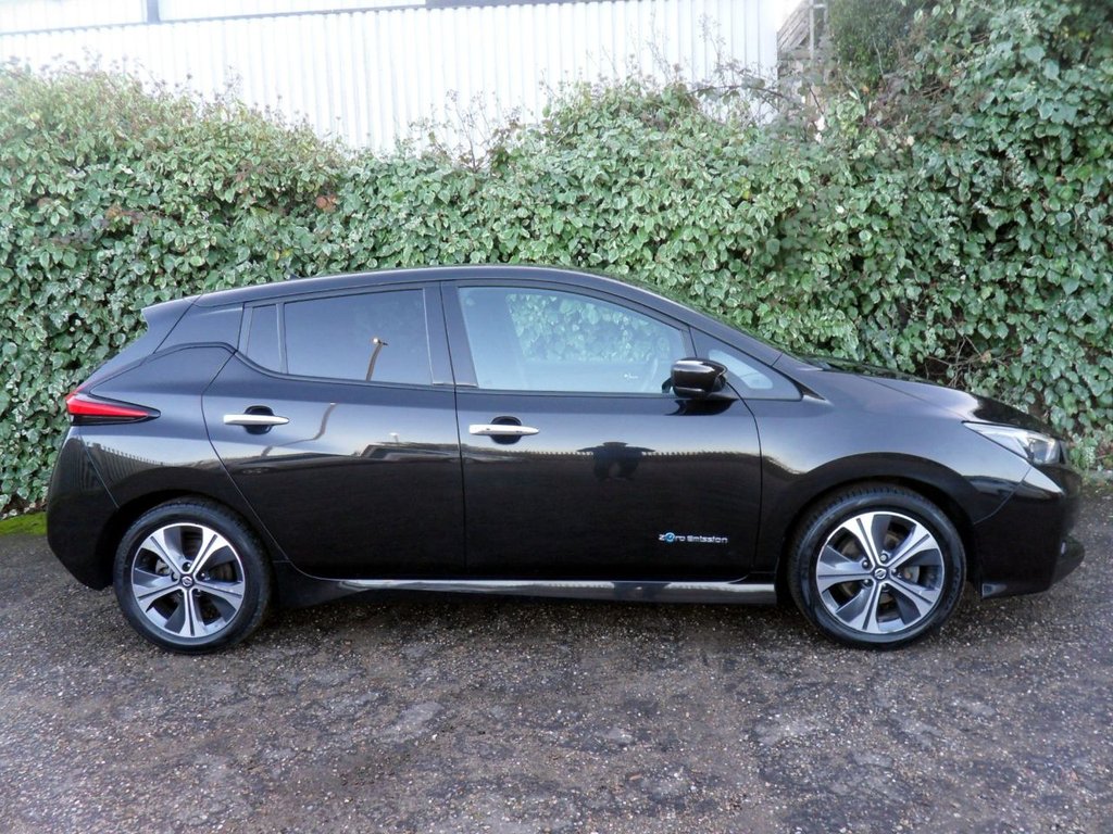 Used Nissan Leaf 2018 for sale - 77697686: Photo 4