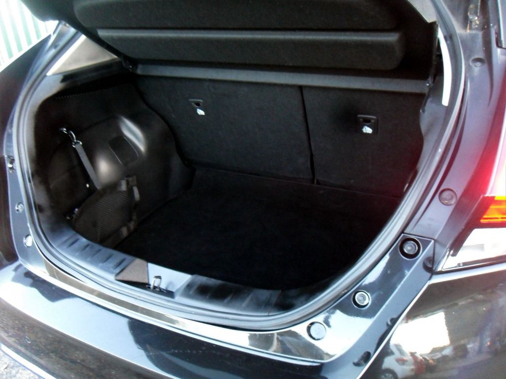 Used Nissan Leaf 2018 for sale - 77697686: Photo 42