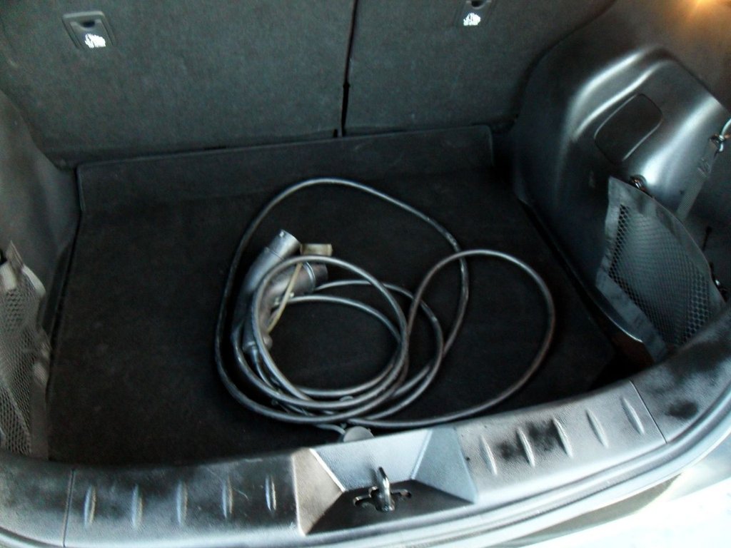 Used Nissan Leaf 2018 for sale - 77697686: Photo 43