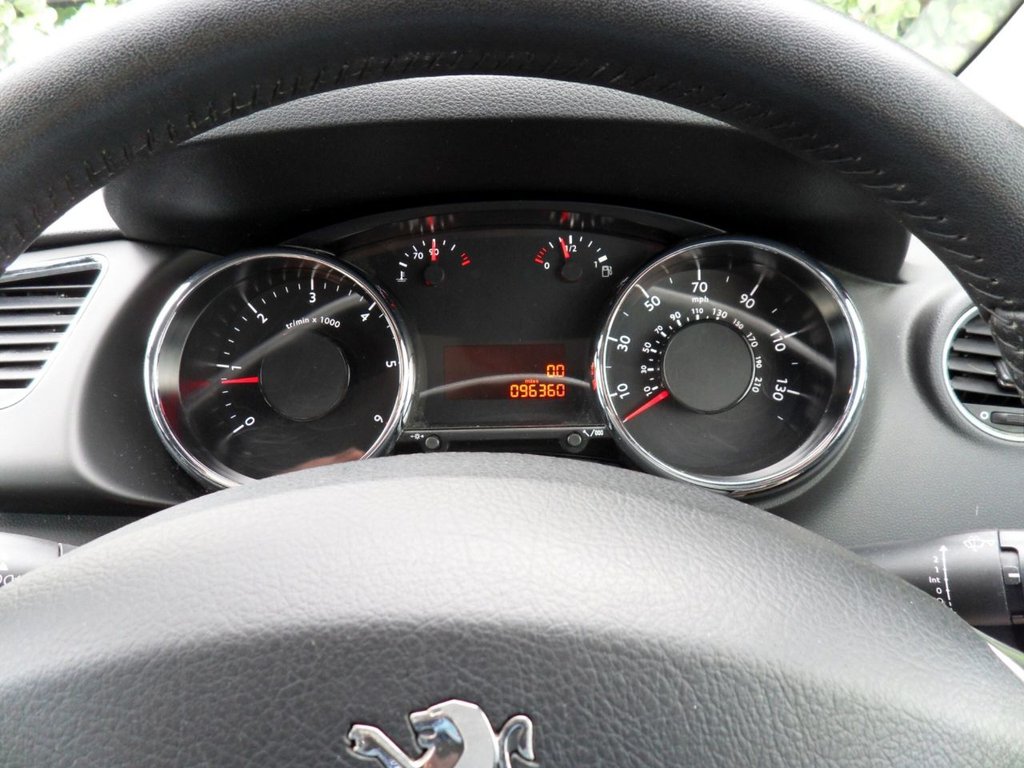 Used Peugeot 3008 2015 for sale - 76092720: Photo 32
