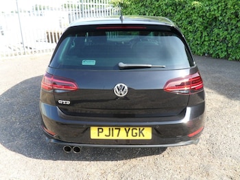 Used Volkswagen Golf 2017 for sale - 78607457: Photo