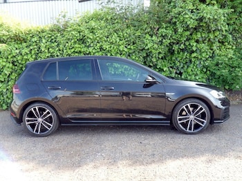 Used Volkswagen Golf 2017 for sale - 78607457: Photo