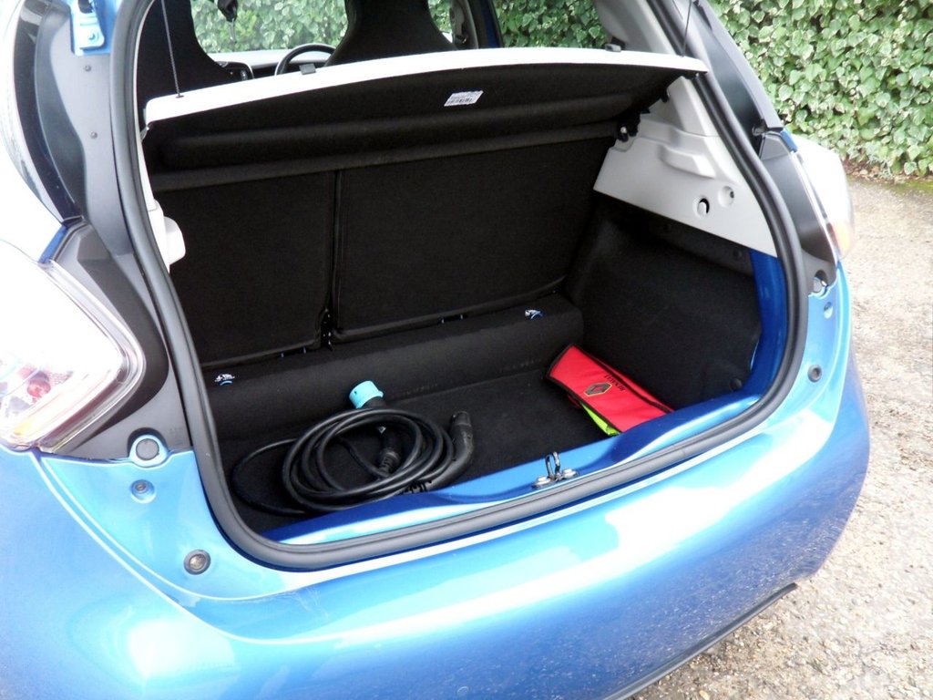 Used Renault Zoe 2019 for sale - 77697707: Photo 41