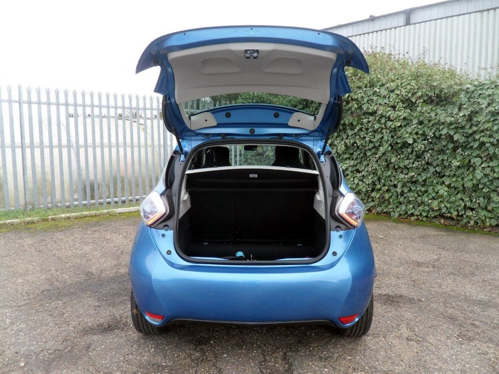 Used Renault Zoe 2019 for sale - 77697707: Photo 42