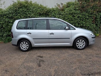 Used Volkswagen Touran 2008 for sale - 79648040: Photo