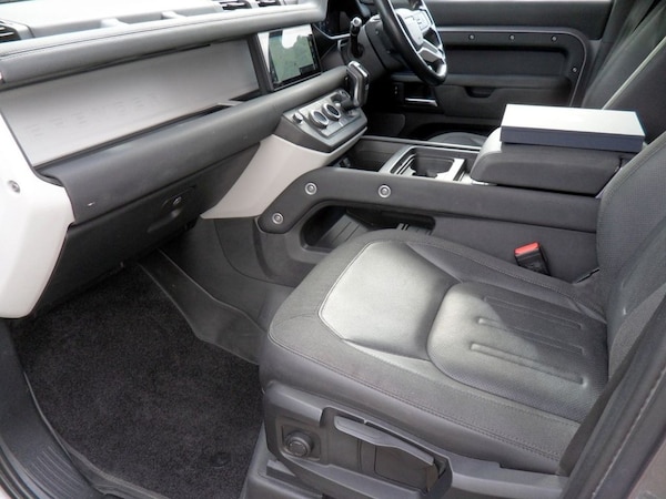 Used Land Rover Defender 110 2020 for sale - 76038633: Photo 11
