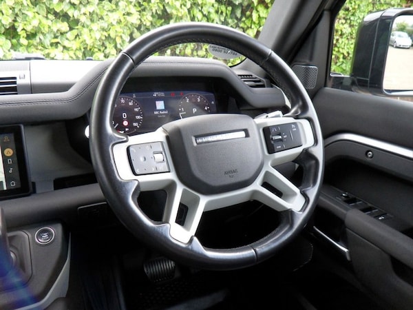 Used Land Rover Defender 110 2020 for sale - 76038633: Photo 23