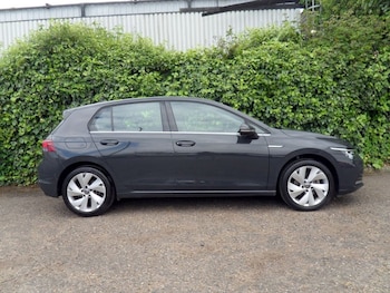 Used Volkswagen Golf 2020 for sale - 78458651: Photo