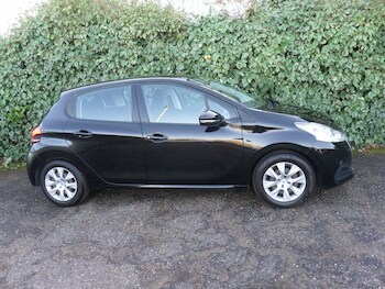 Used Peugeot 208 2015 for sale - 78044592: Photo
