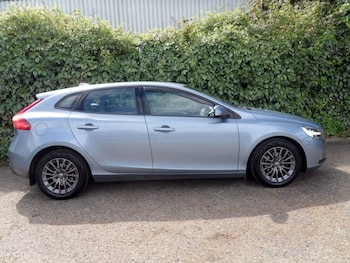 Used Volvo V40 2016 for sale - 78288375: Photo