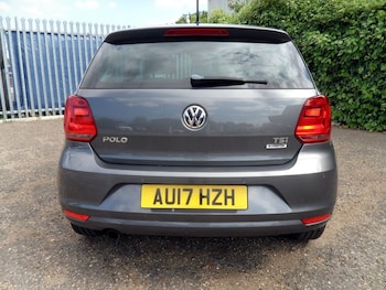Used Volkswagen Polo 2017 for sale - 79072263: Photo