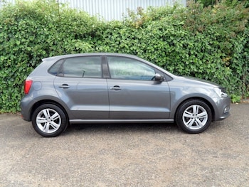 Used Volkswagen Polo 2017 for sale - 79072263: Photo