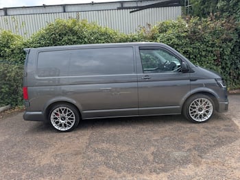Used Volkswagen Transporter 2015 for sale - 79667037: Photo