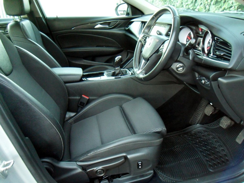 Used Vauxhall Insignia 2019 for sale - 76558915: Photo 5