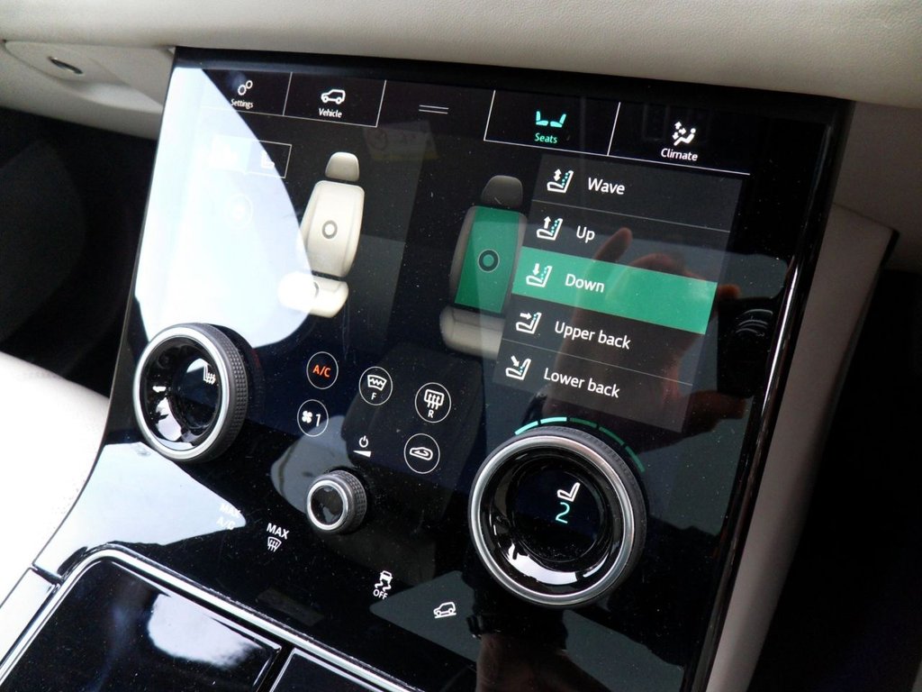 Used Land Rover Range Rover Velar 2019 for sale - 77692887: Photo 36