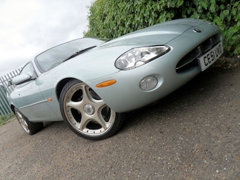 Jaguar - XK8