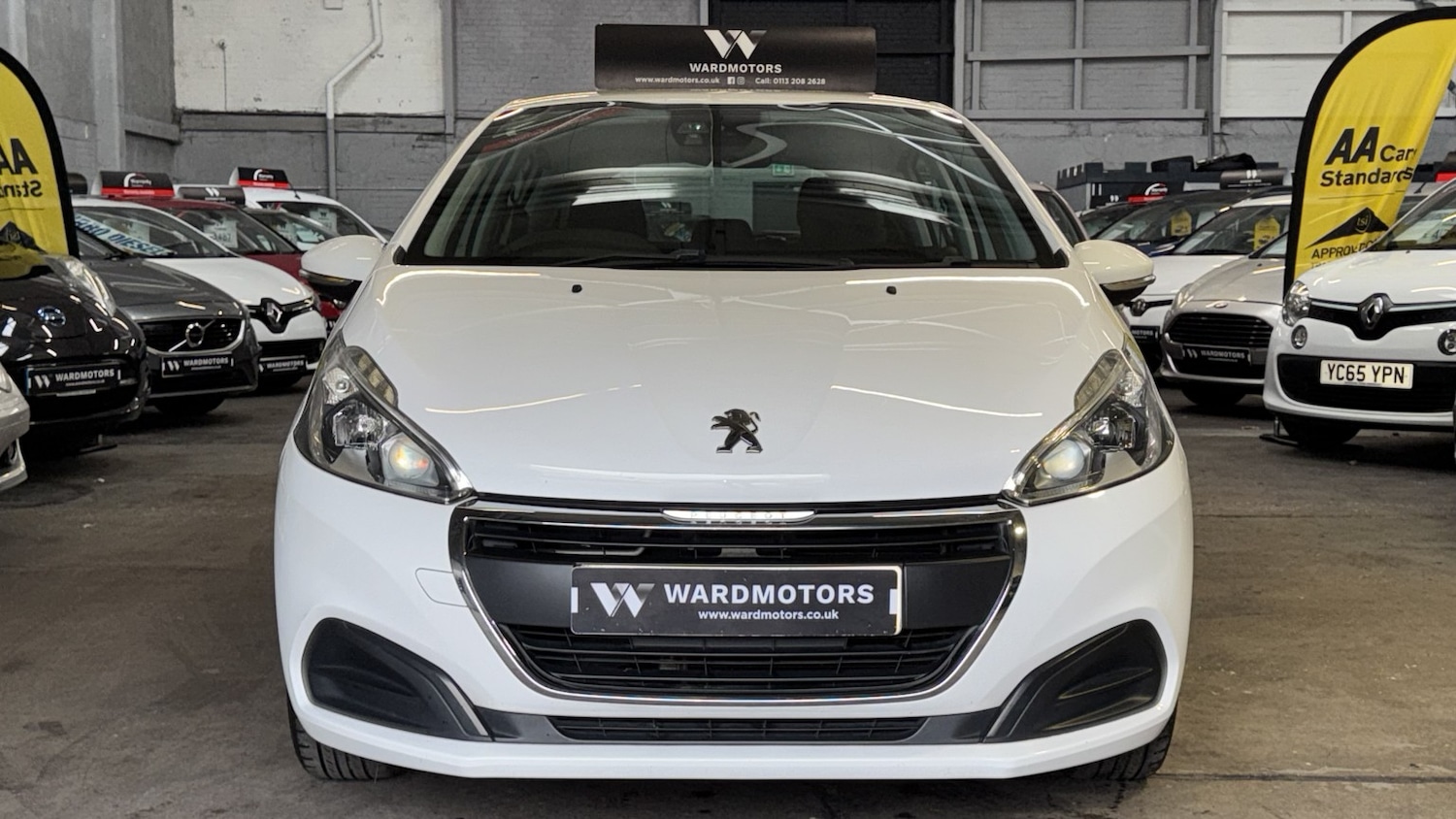 Used Peugeot 208 2015 for sale - 77766480: Photo 2