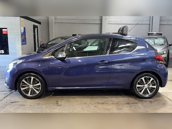 Used Peugeot 208 2017 for sale - 78667327: Photo