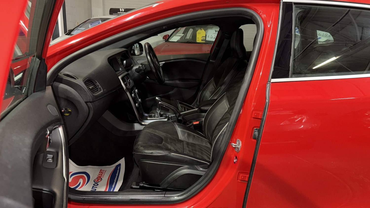 Used Volvo V40 2015 for sale - 77453035: Photo 17