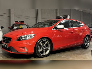 Used Volvo V40 2015 for sale - 77453035: Photo