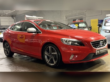 Used Volvo V40 2015 for sale - 77453035: Photo