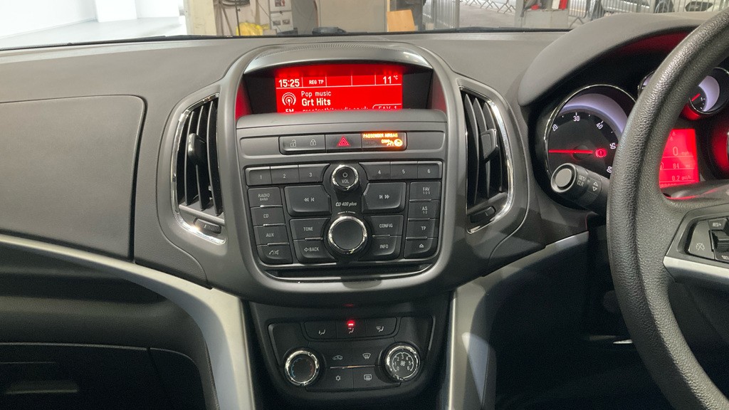 Used Vauxhall Zafira 2015 for sale - 76935280: Photo 7