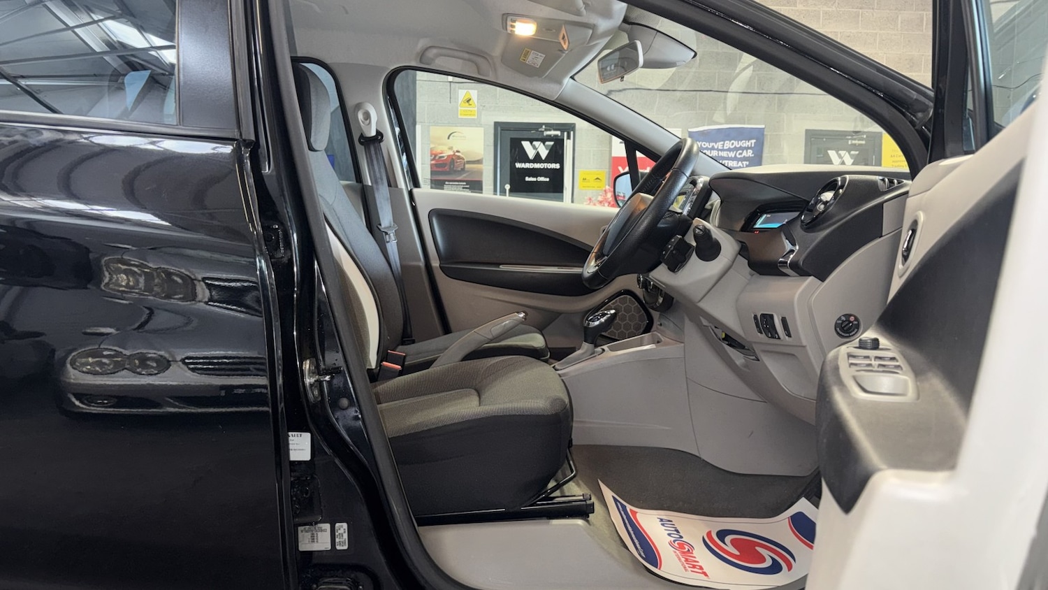 Used Renault Zoe 2016 for sale - 78134974: Photo 11