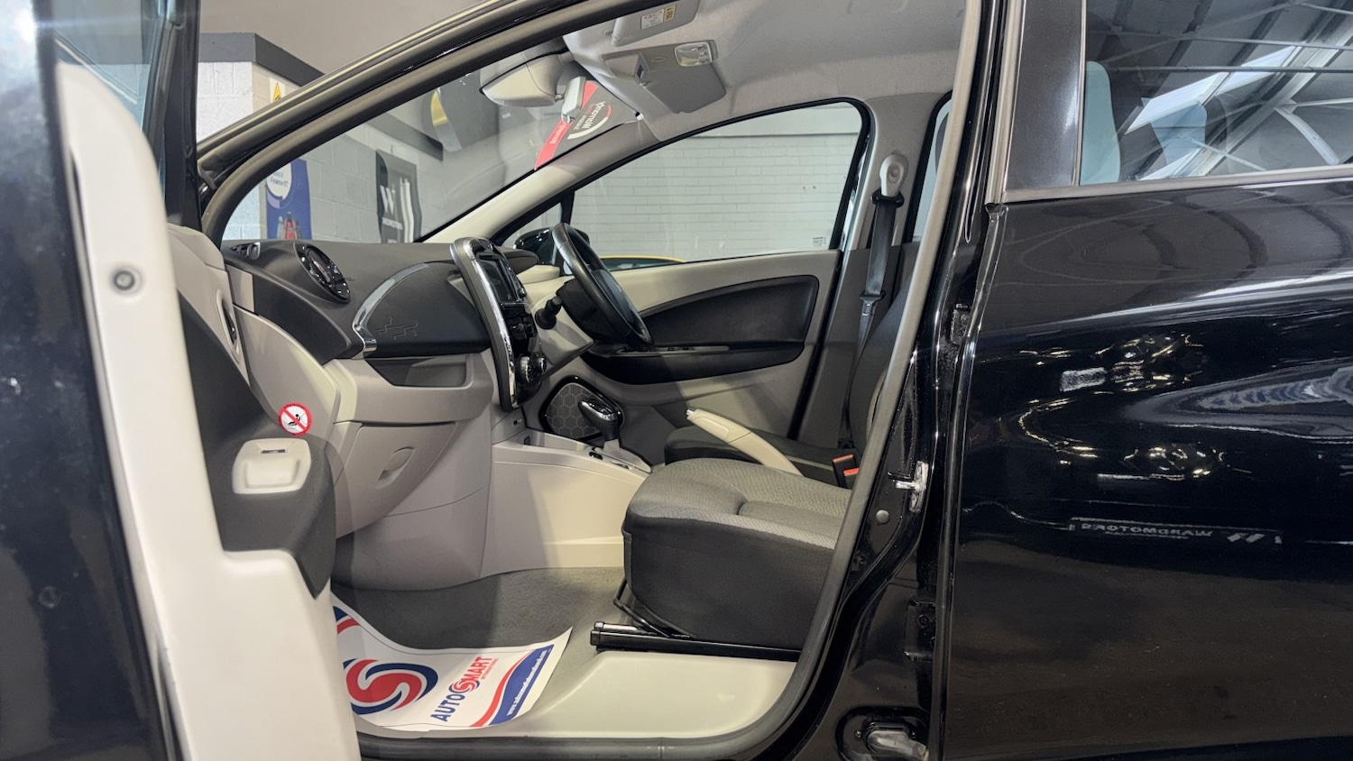 Used Renault Zoe 2016 for sale - 78134974: Photo 17