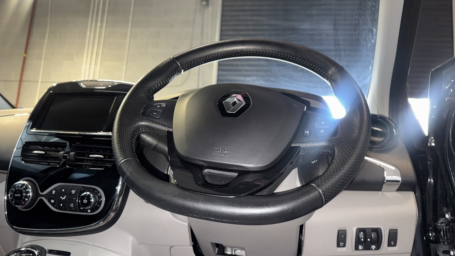 Used Renault Zoe 2016 for sale - 78134974: Photo 21