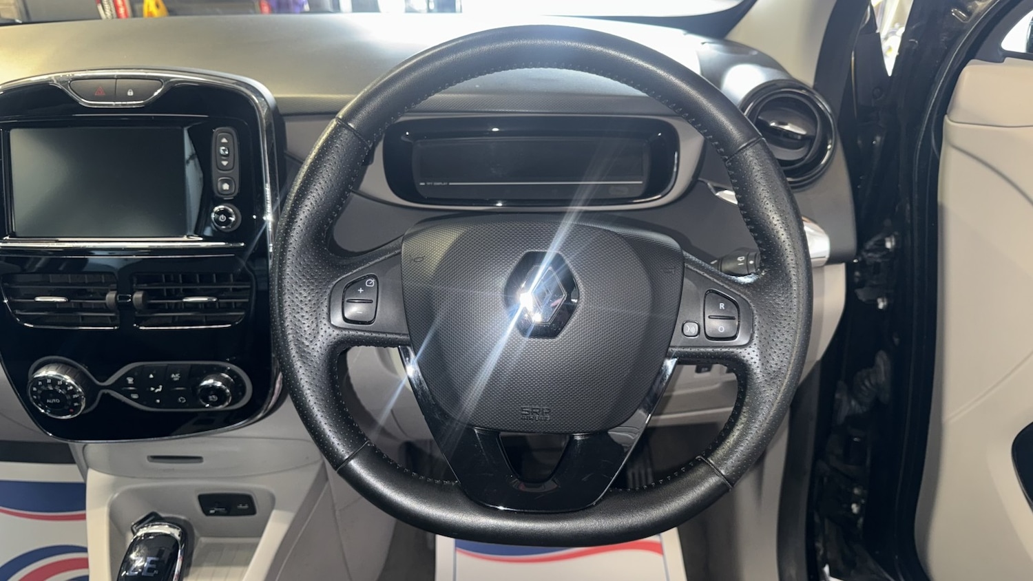 Used Renault Zoe 2016 for sale - 78134974: Photo 22