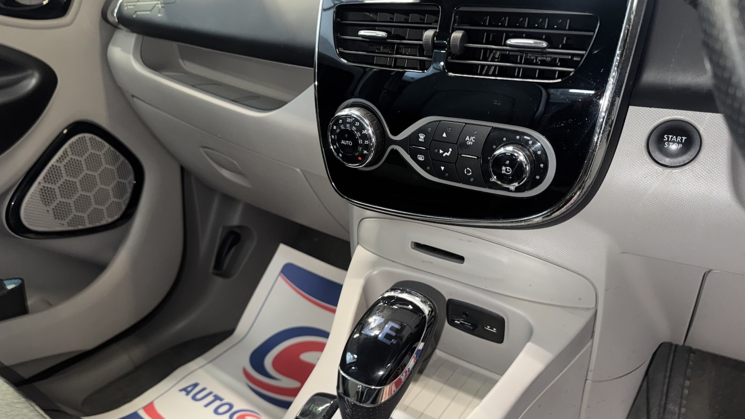 Used Renault Zoe 2016 for sale - 78134974: Photo 29