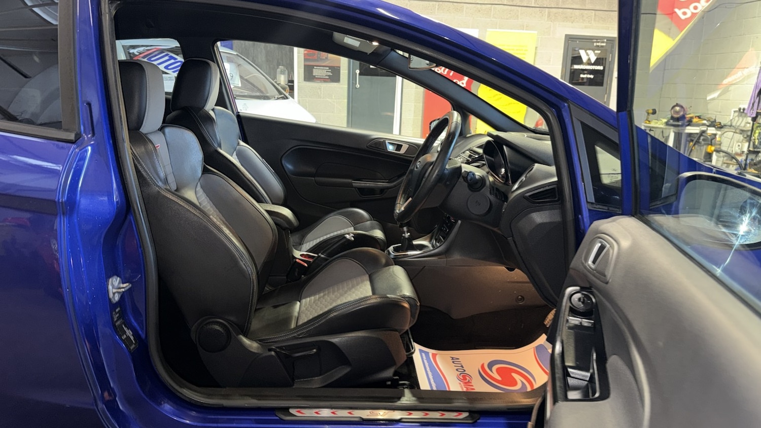 Used Ford Fiesta 2014 for sale - 77073035: Photo 11